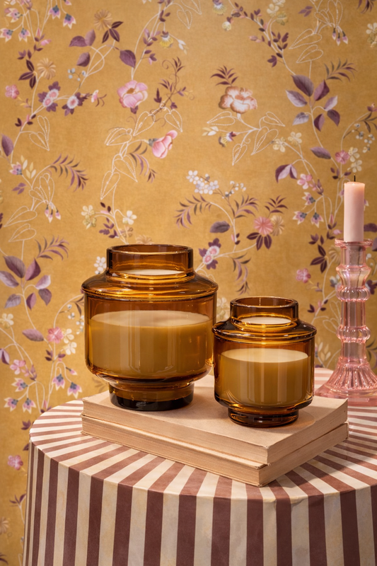 Cam Kapaklı Amber Dekoratif Mum – Lüks Ev Aksesuarı